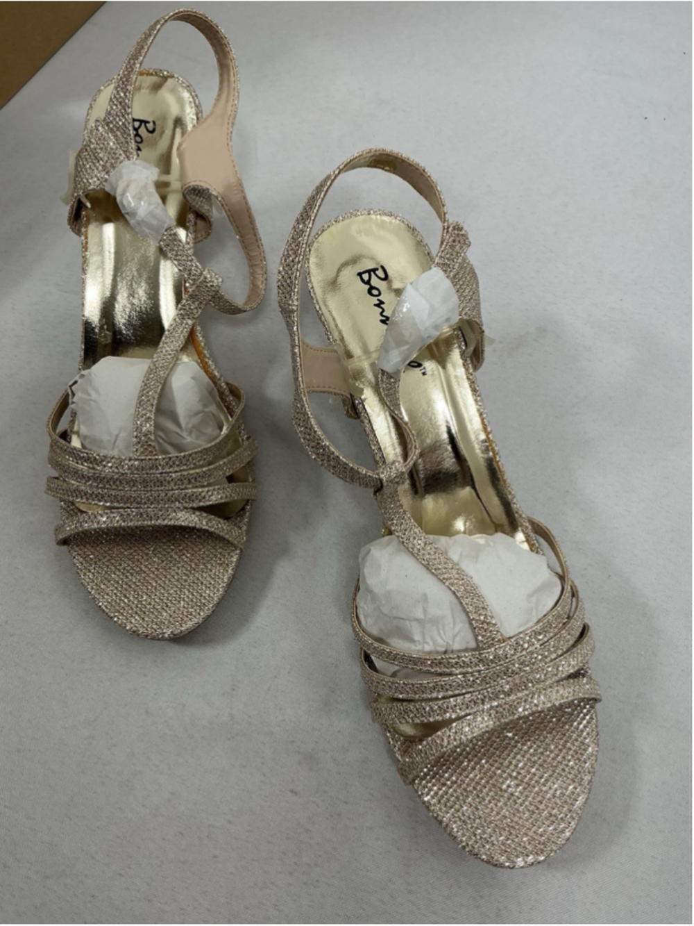Womans New Bonnibel Flosa T Strap Strappy Wedge Dress Sandals 10 Champagne